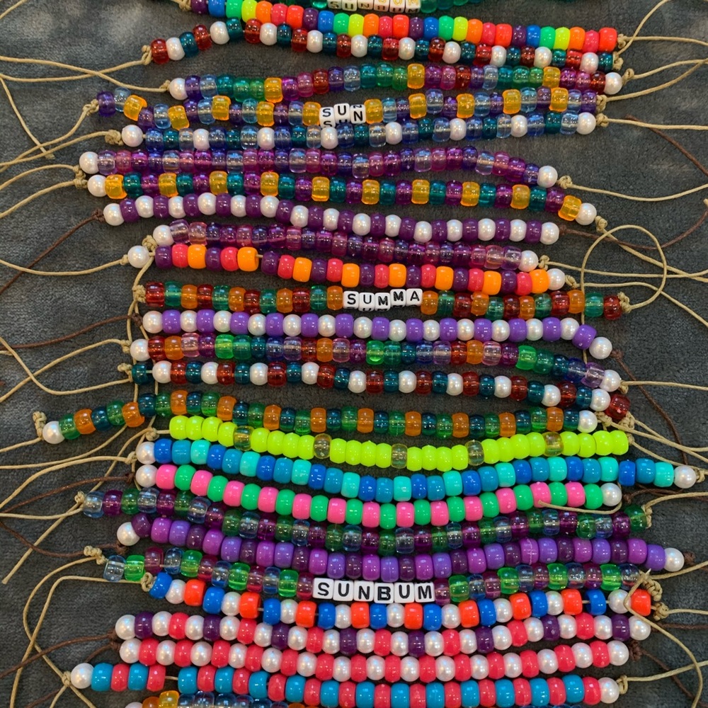 VSCO BEADED BRACELETs - Picture 6 of 7